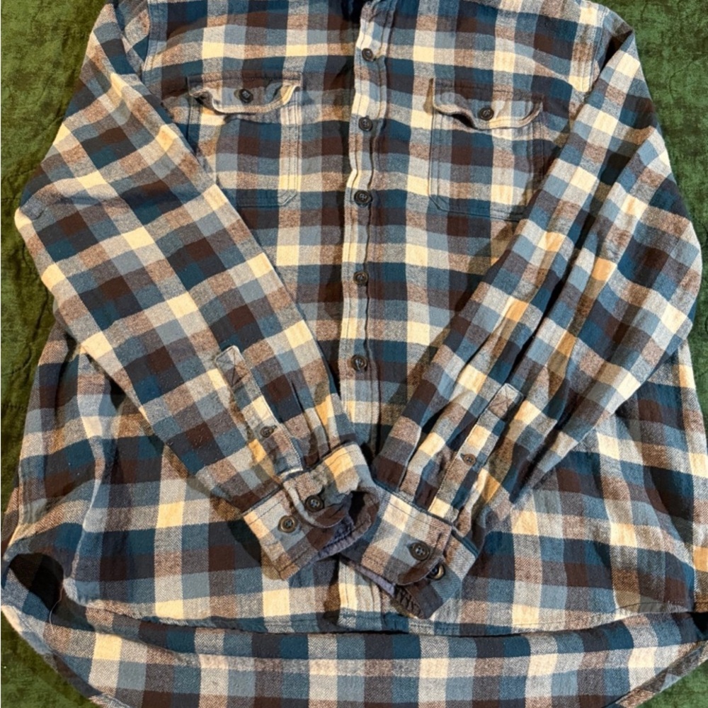 Woolrich blue plaid flannel size XL